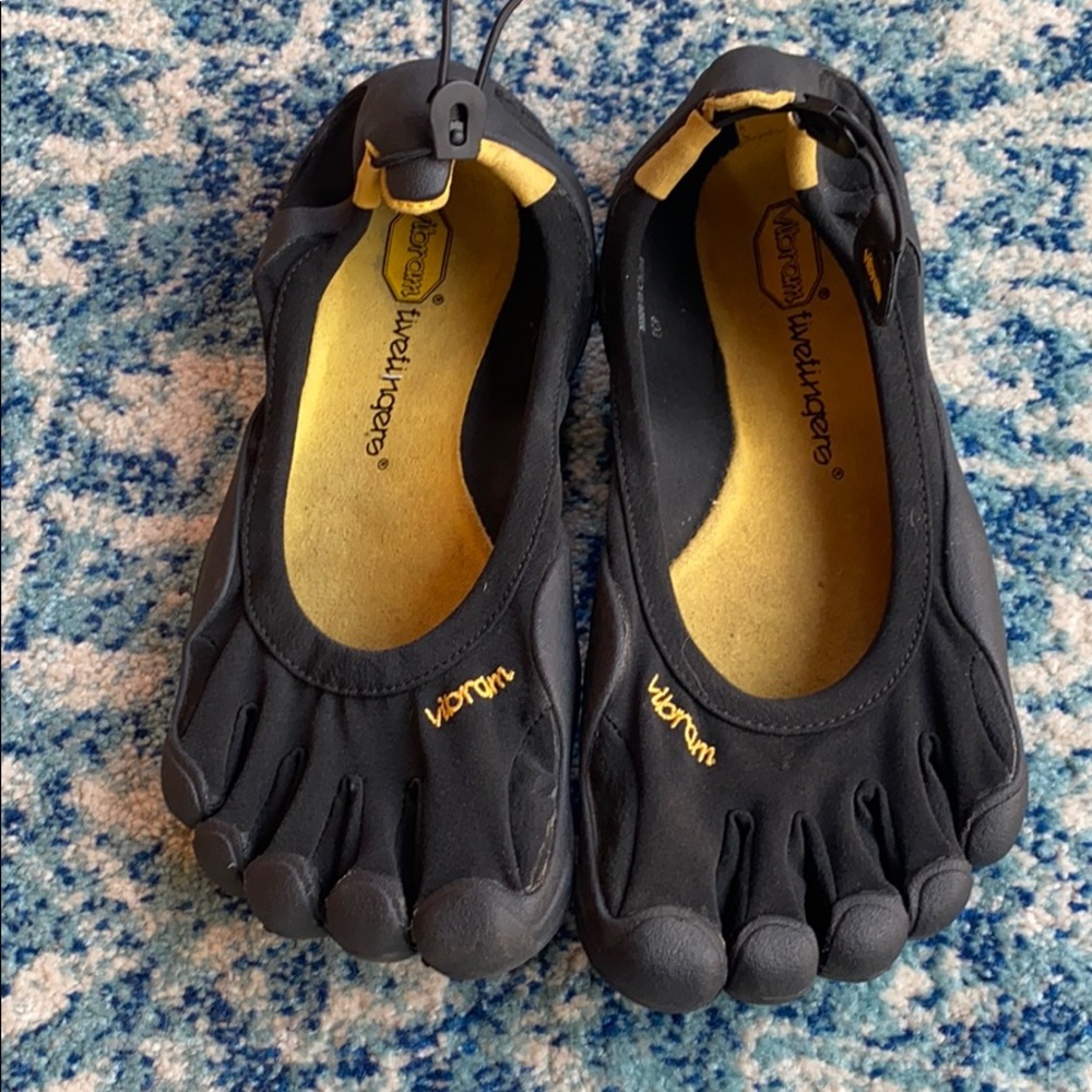 Vibram Five Finger Shoes (41)